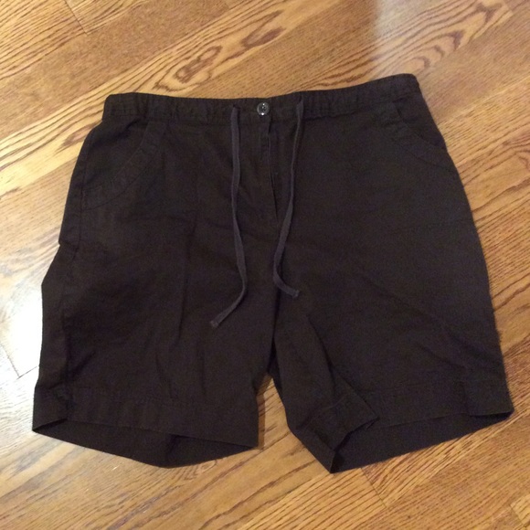 8 Shorts (Plus Size)!!! Only $5 each! If you want specific ones comment $6 each - Picture 10 of 16